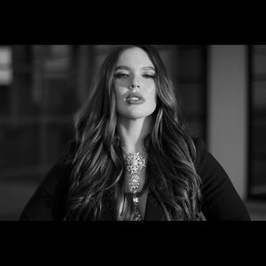 Meet your Posher, Alexa